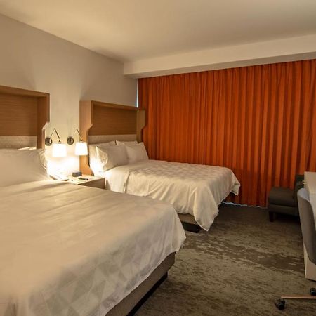 Holiday Inn & Suites - Merida La Isla By Ihg Zewnętrze zdjęcie