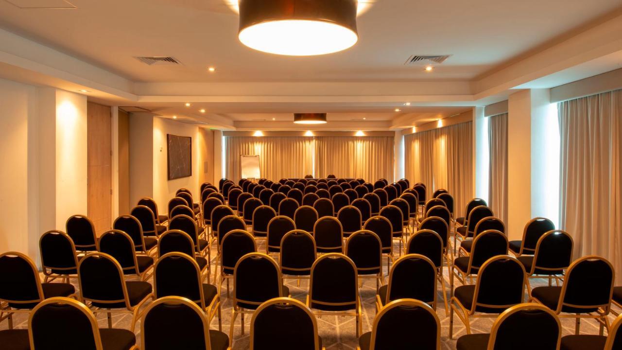 Holiday Inn & Suites - Merida La Isla By Ihg Zewnętrze zdjęcie
